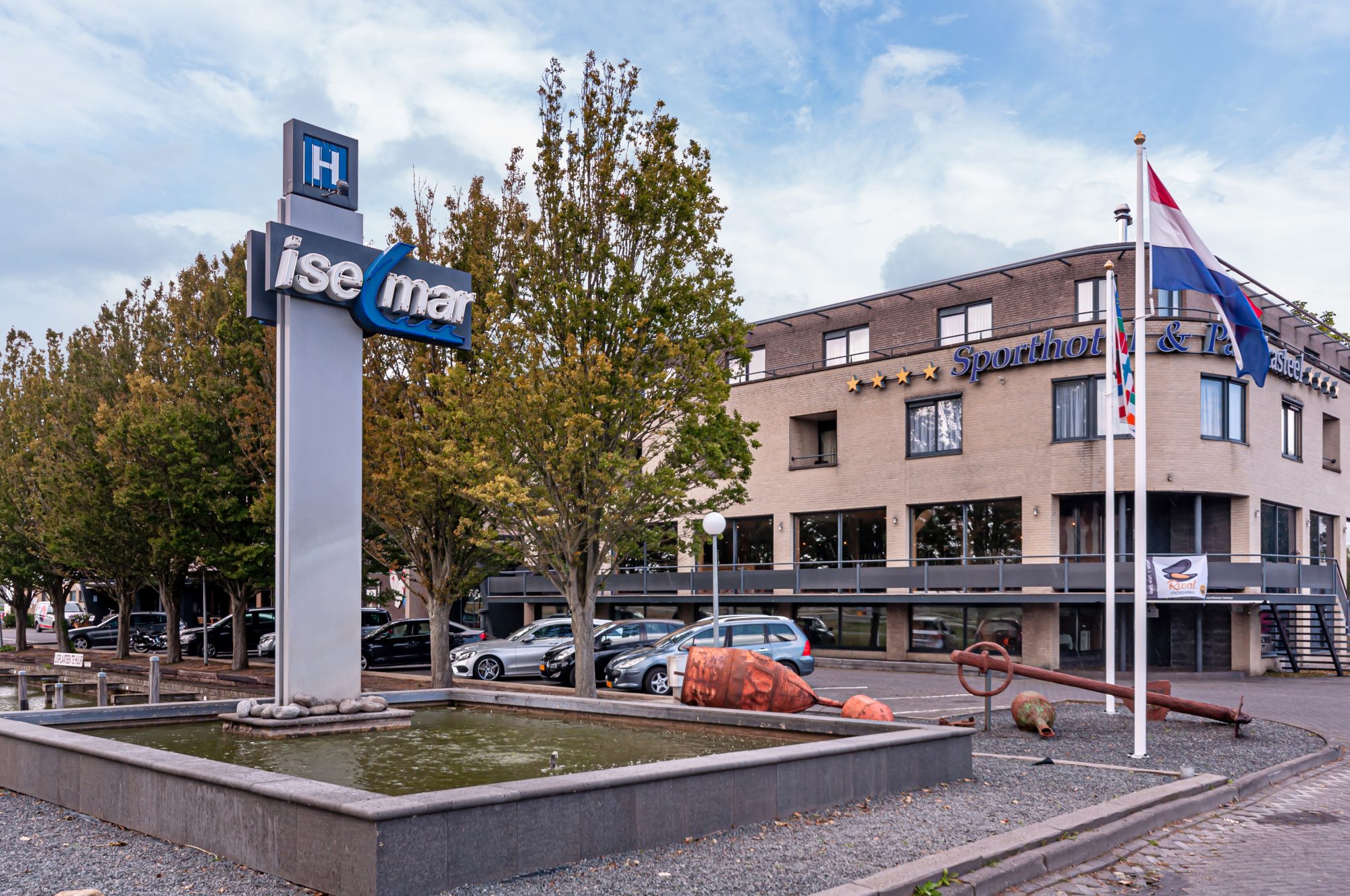 Sporthotel-voorzijde.jpg